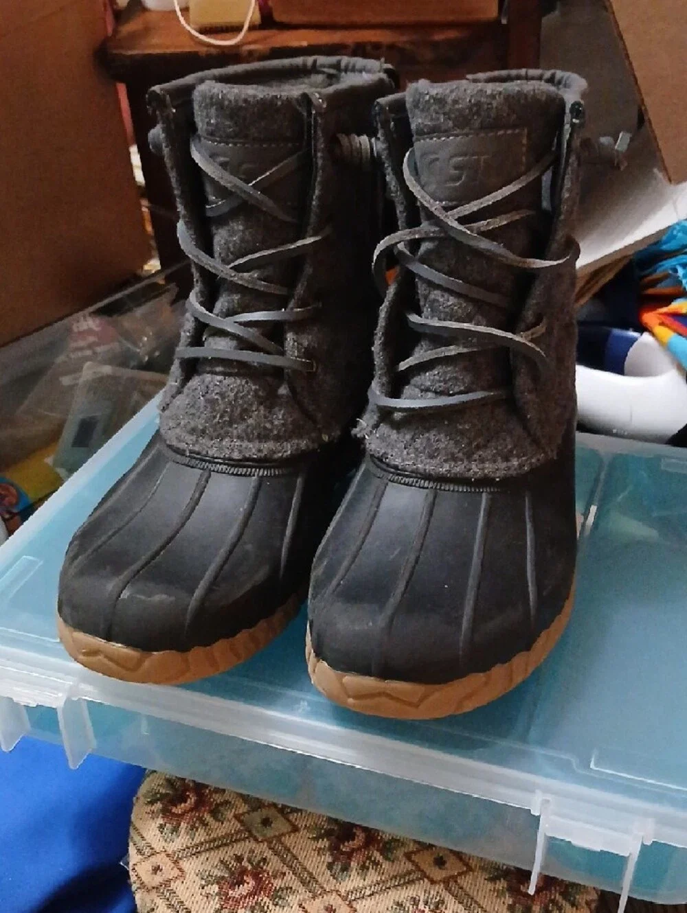 Stq Gear.com,‎  Waterproof Winter Boots - Gray with Tan Sole, Womens Sz.6